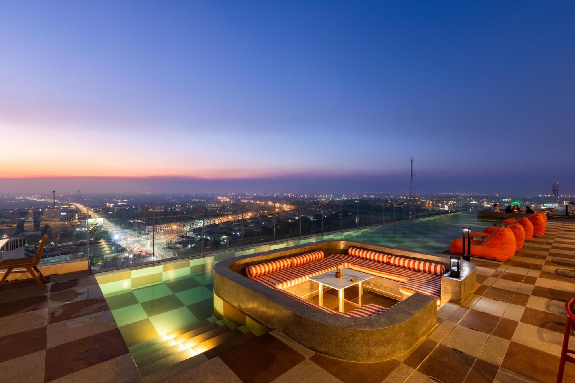 Centara Ayutthaya Hotel Екстериор снимка
