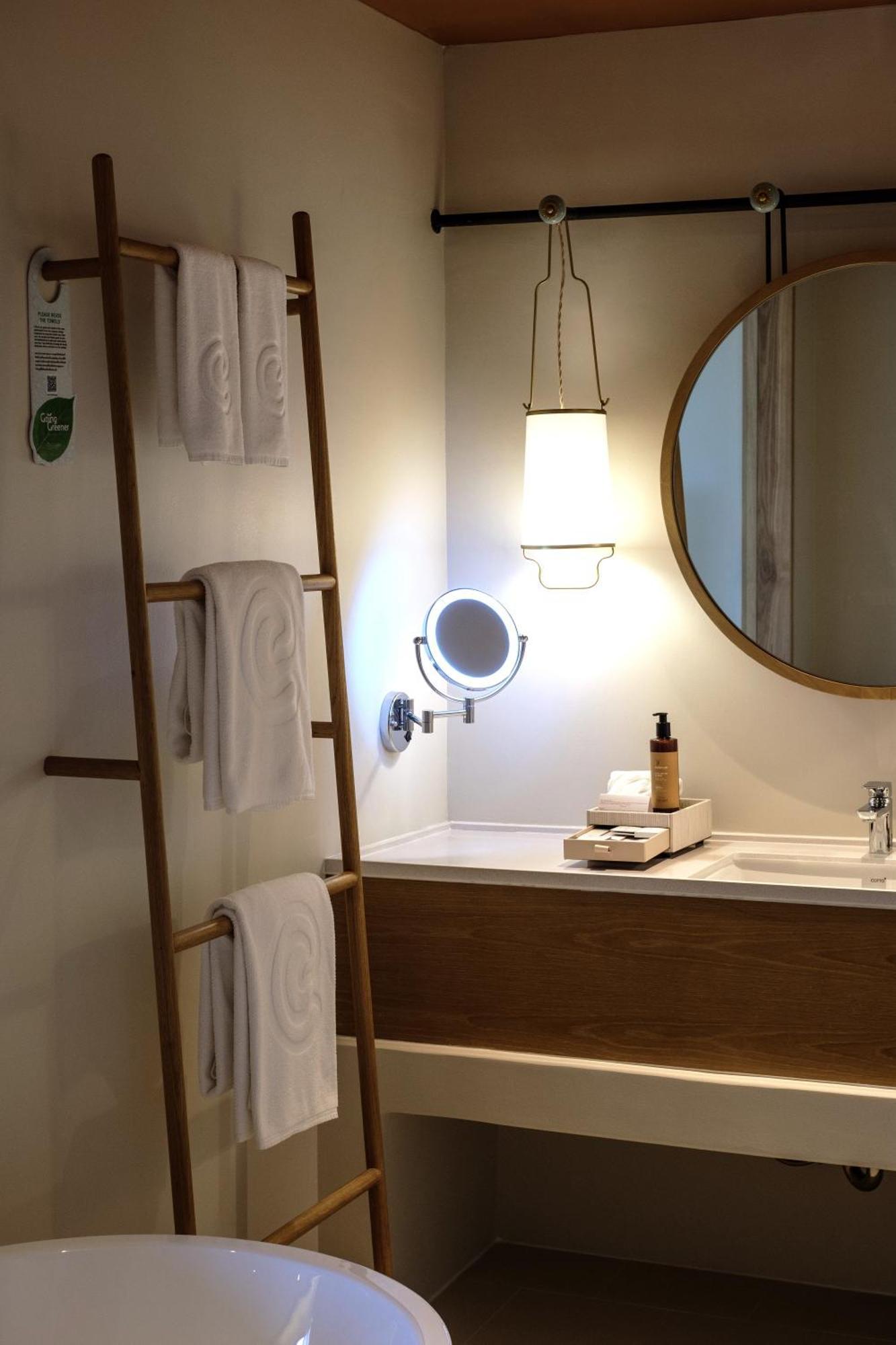 Centara Ayutthaya Hotel Екстериор снимка